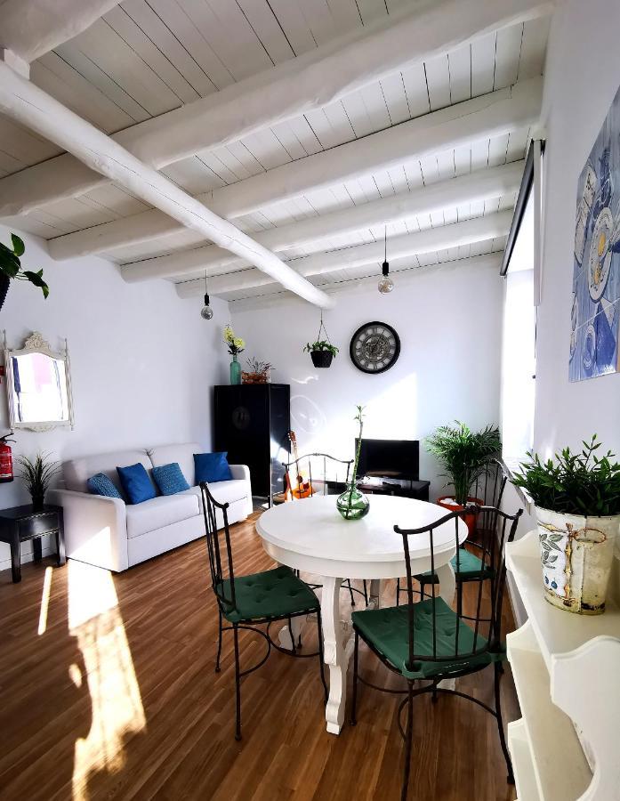 Charming Portuguese Style Apartment, For Rent "Vida A Portuguesa", "Amendoa Or Limao" Alojamento Local Portimão Exteriér fotografie