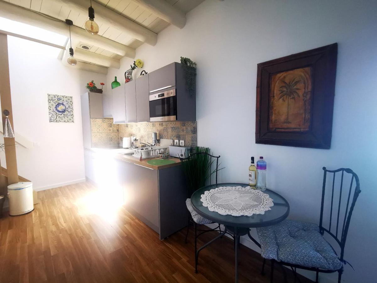 Charming Portuguese Style Apartment, For Rent "Vida A Portuguesa", "Amendoa Or Limao" Alojamento Local Portimão Exteriér fotografie